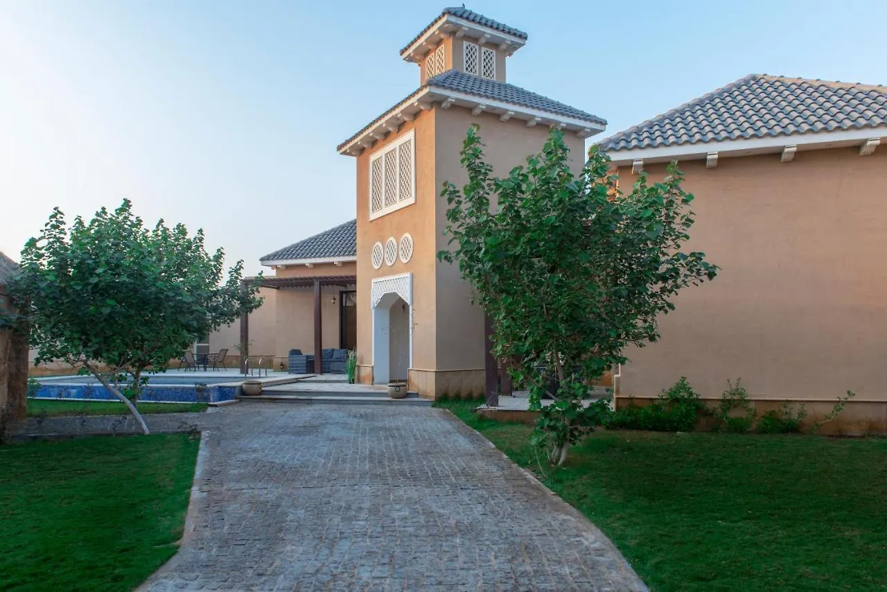 فندق الرياضفي  منتجع دفلي  الرياض